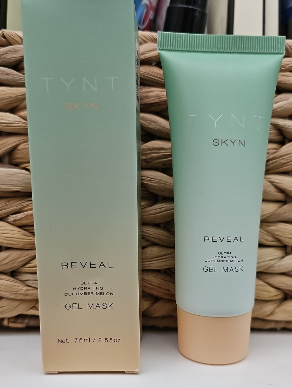 TYNT SKYN Reveal Ultra Hydrating Cucumber Melon Gel Mask